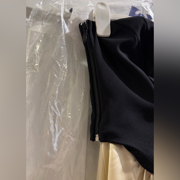 House of CB Sorcha Black and Cream Strapless Gown - Picture 7 of 8